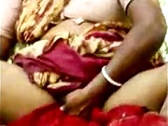 Indian Hot Village Auntyâ_s Outdoor Fuck Like Bedroom - Wowmoyback